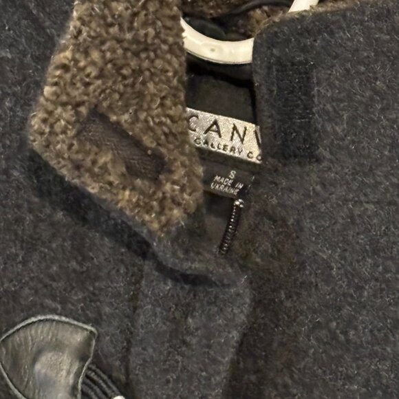 Women's Small wool-blend hooded charcoal gray peacoat w/ toggle buttons - Picture 11 of 11